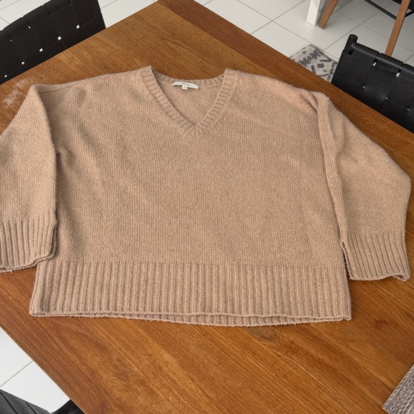 Favorite Daughter The William  Merino Wool/Cashmere Blend V-Neck Sweater - Picture 2 of 9